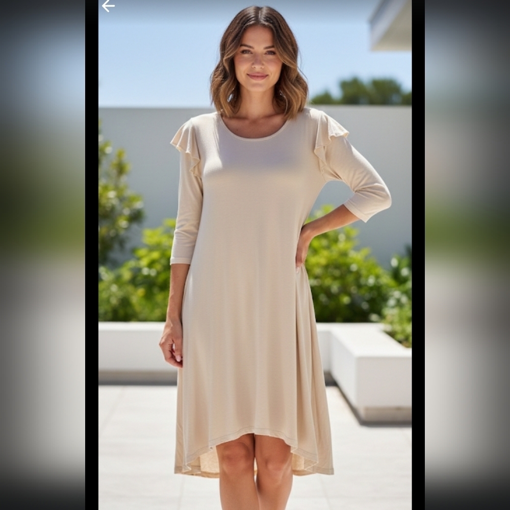 ⭐NWT Elegant Cream Women's Dress